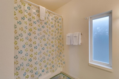Ace's Beach House image 11