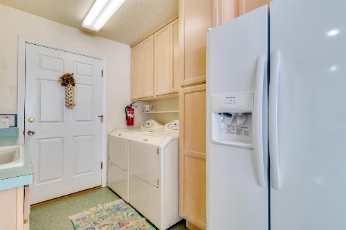 Ace's Beach House image 3