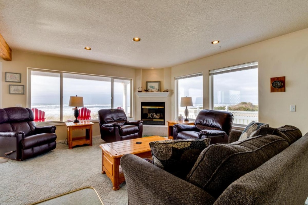 Ace's Beach House Image 31